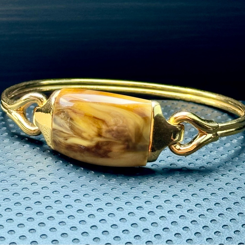 TRIFARI Gold Cuff 50’s piece
